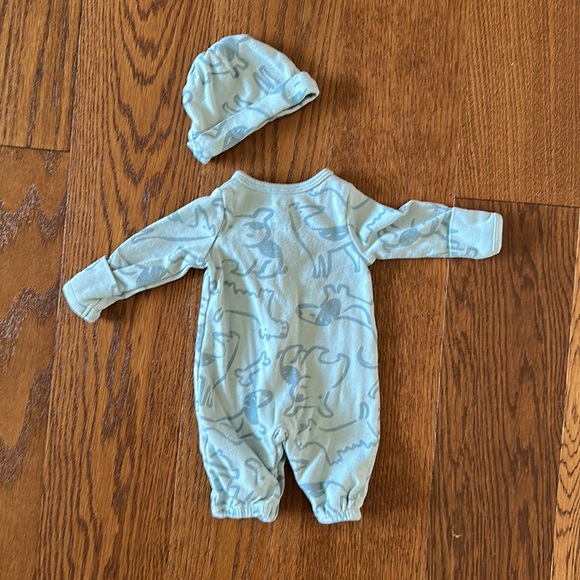 Converter Gown Set - Picture 5 of 5